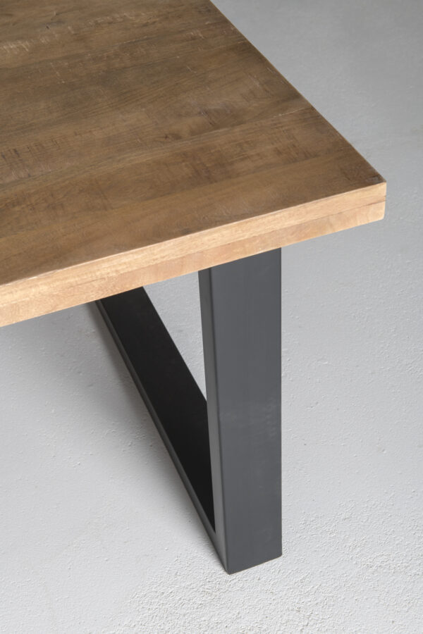 Eettafel Sturdy U