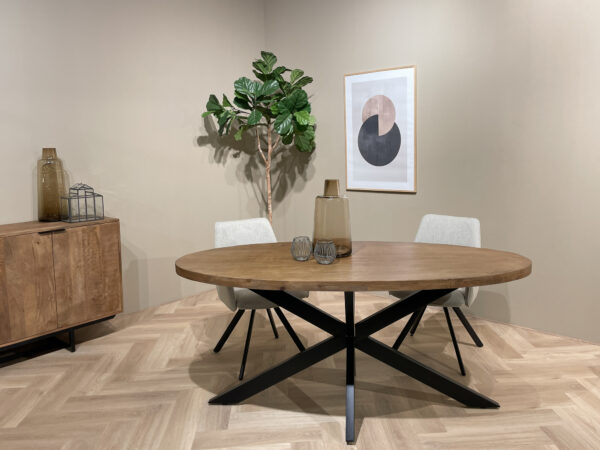 Eettafel Rocky Oval