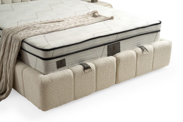 Boxspring Royal Crème wit