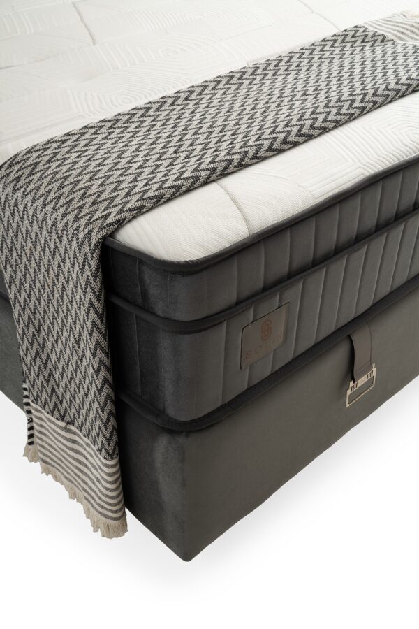 Boxspring Luxury Zilver