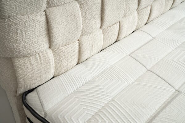 Boxspring Hasir Crème wit