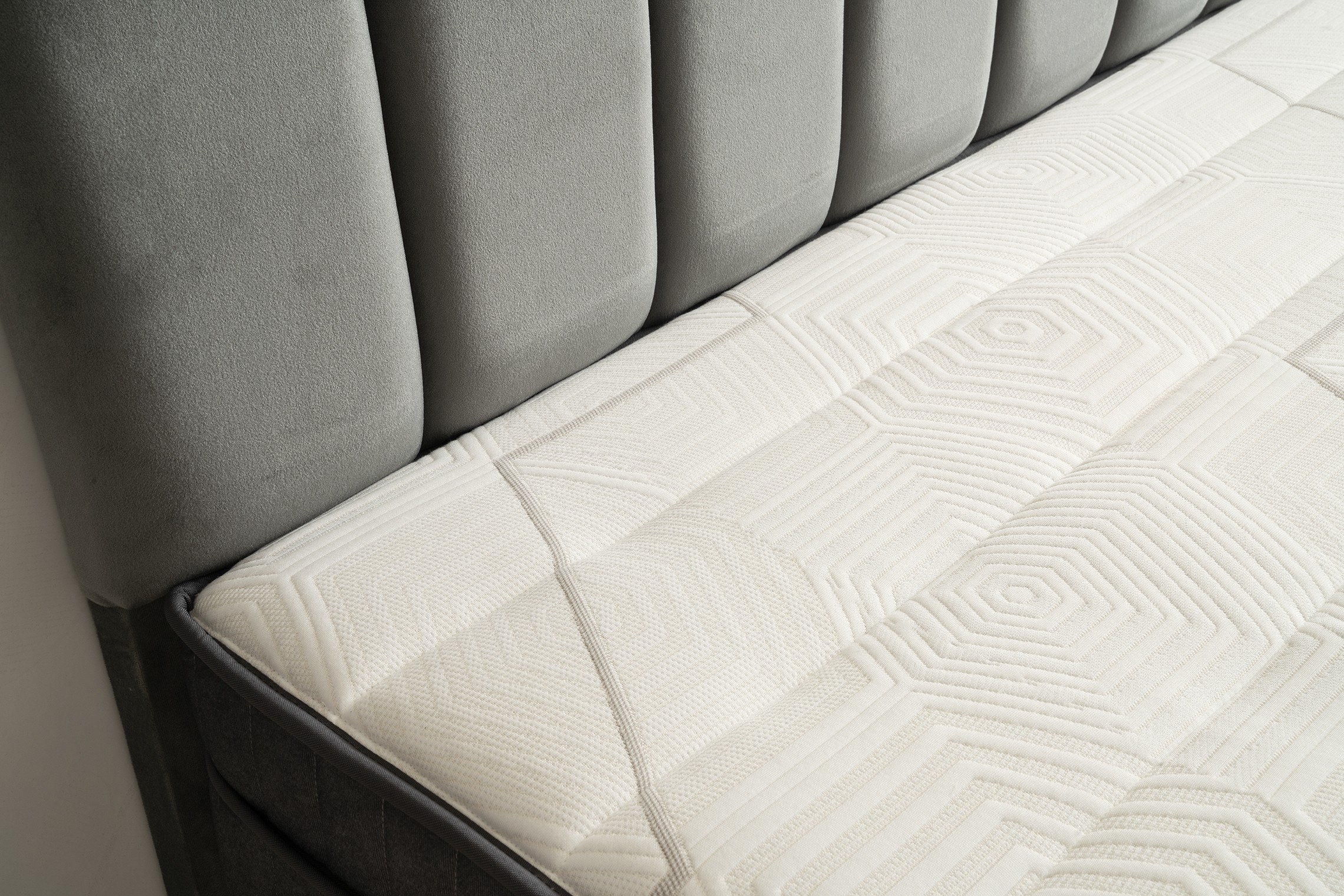 Boxspring Marsi Grijs