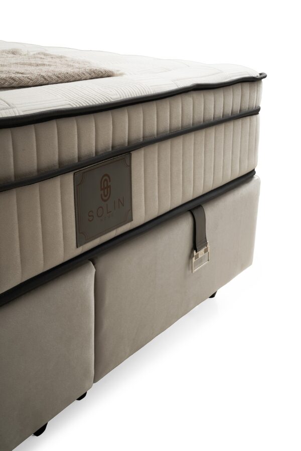 Boxspring Marsi Crème wit