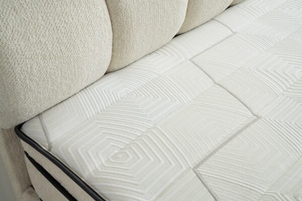 Boxspring Puffy Crème wit