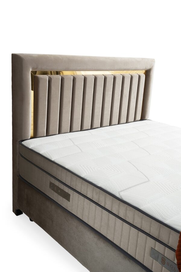 Boxspring Guzide Goud